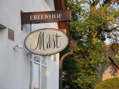 Photo: Mast Erlenhof